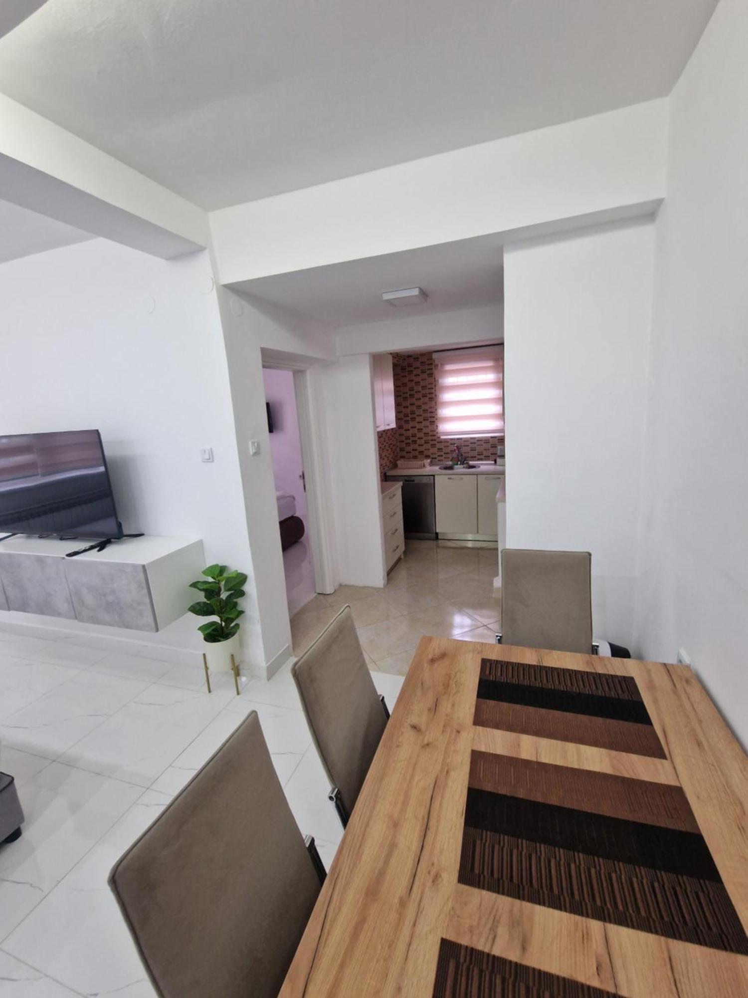 Apartments Natural And Bungalows 2 Sarajevo Exterior photo